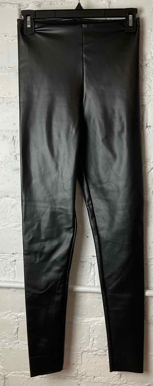 Bids & Dibs, Inc. Size S Black Pants