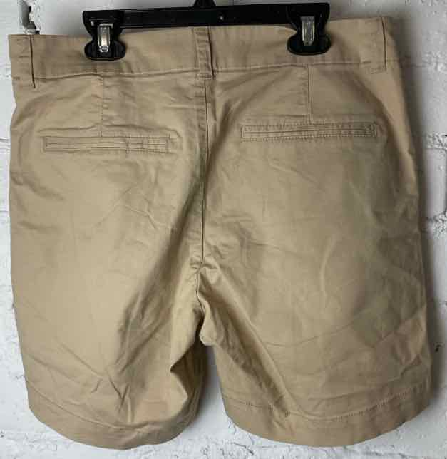 Old Navy Size 6 Cream Shorts