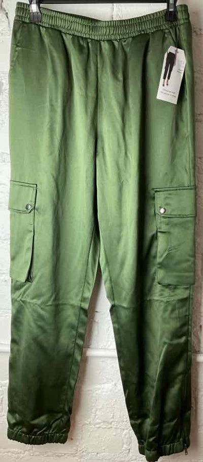 Time & Tru Size S Green Pants