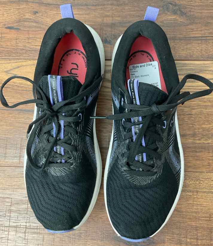 Ryka 7.5 Black Sneakers