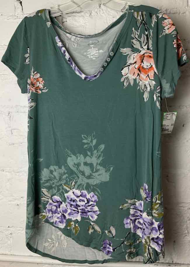 Maurices Size S Green Short Sleeve
