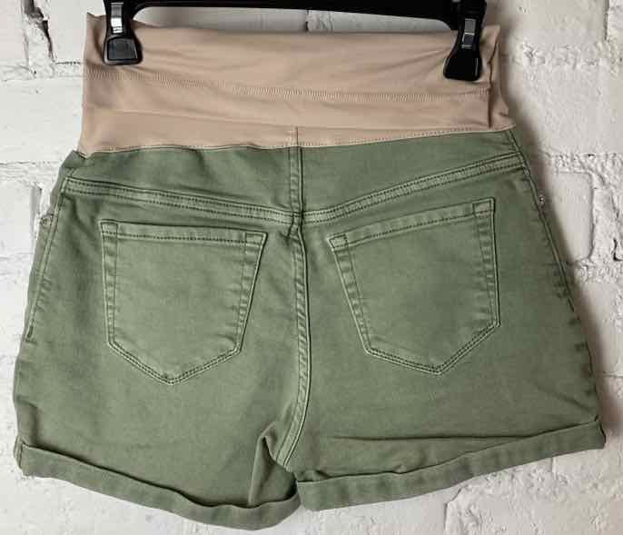 Bids & Dibs, Inc. Size XS Green Shorts