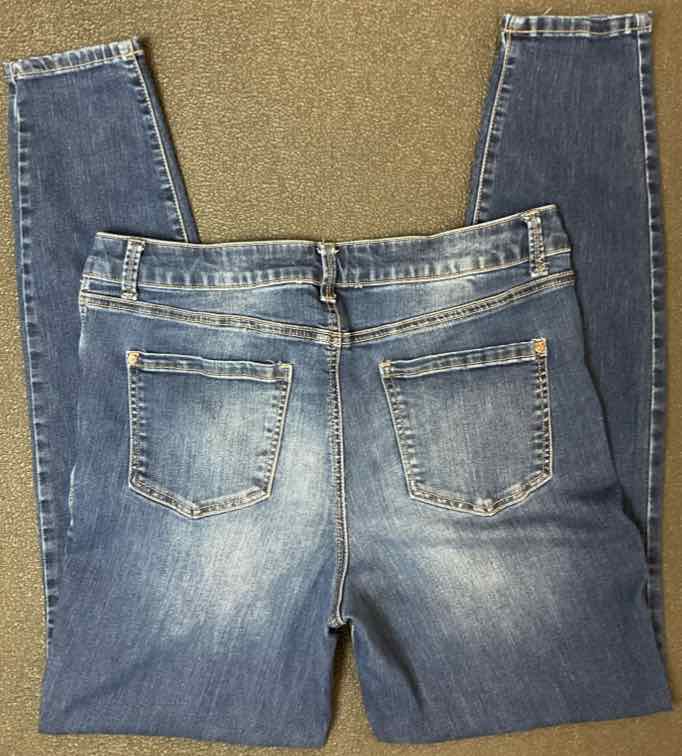 Maurices Size 14 Blue Jeans