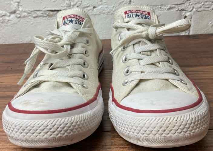 Converse 9.5 White Sneakers