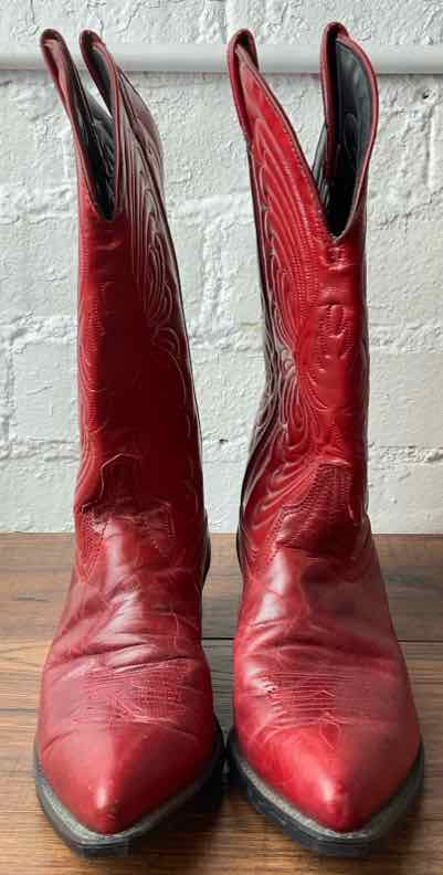 Bids & Dibs, Inc. 7 Red Boots