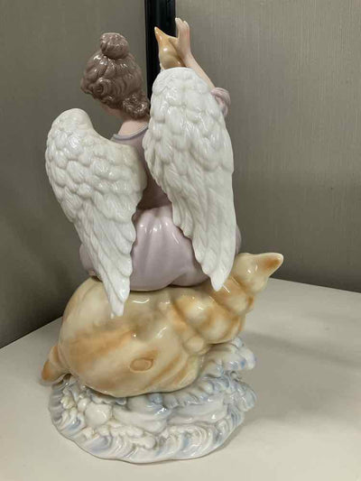 12" Porcelain Angel Grandeur Noel Christmas Collector's Edition 2002