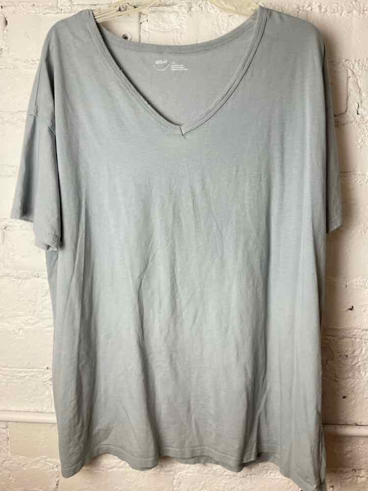 Aerie Size L Gray Short Sleeve