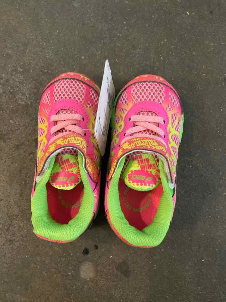 Asics Child Size 7 Pink Girls Shoes