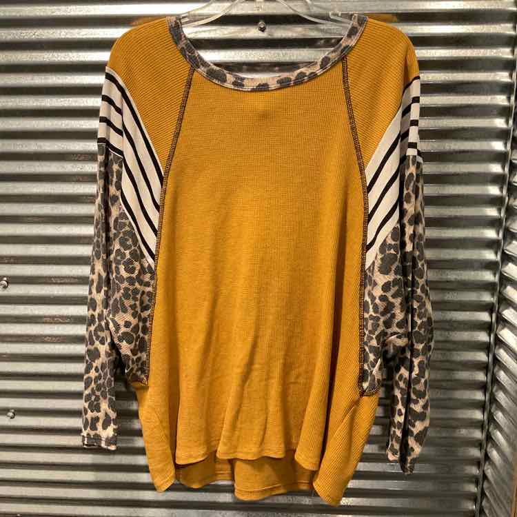 Boutique Brand Size M Yellow Womens Tops