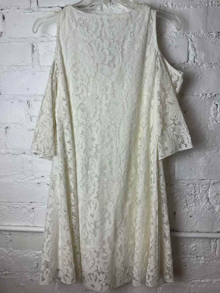 Bids & Dibs, Inc. Cream Dress