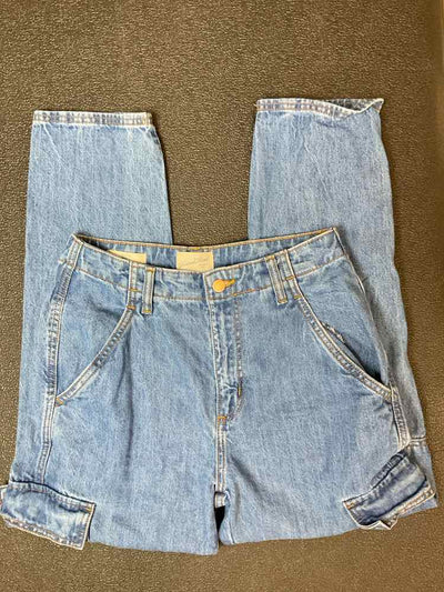 Universal Thread Size 4 Blue Jeans