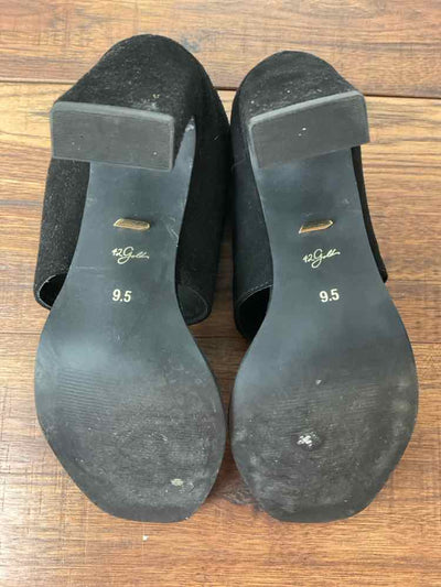 Bids & Dibs, Inc. 9.5 Black Heels