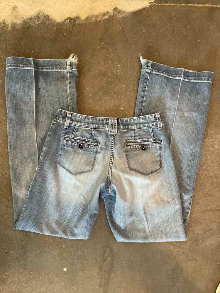 Size 9 Cruel Blue Womens Bottoms