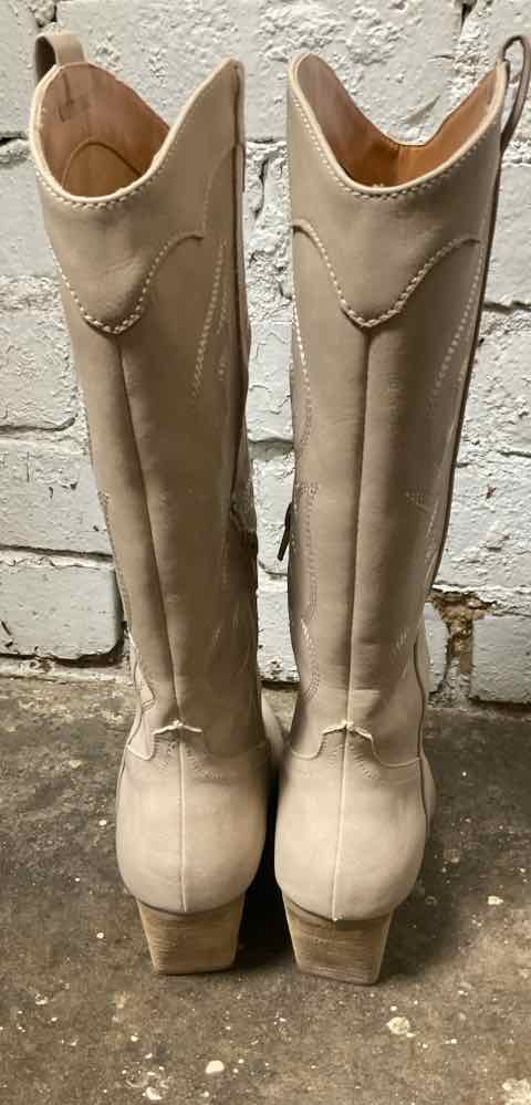 Womens Shoes