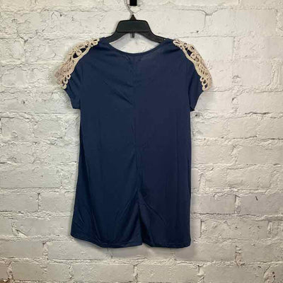 Size S GRACE + EMMA Blue Short Sleeve