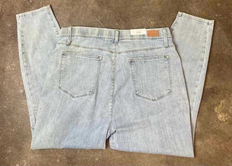 Judy Blue Women Size 20W Blue Bottoms