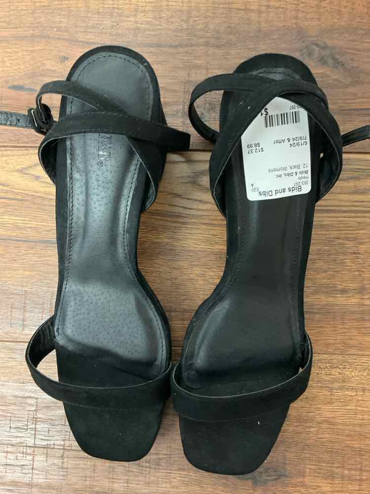 Bids & Dibs, Inc. 12 Black Heels