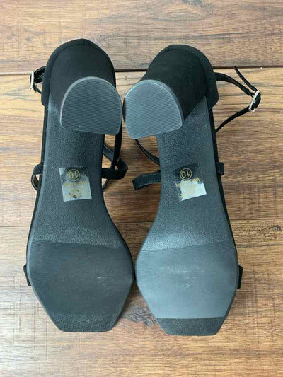 Bids & Dibs, Inc. 10 Black Heels