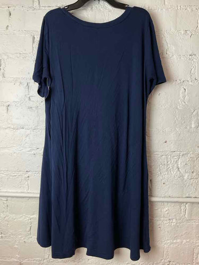 Bids & Dibs, Inc. Navy Dress