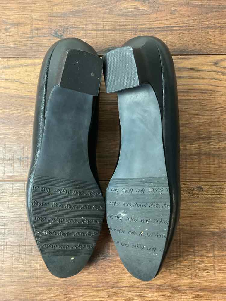 Bids & Dibs, Inc. 9 Black Heels