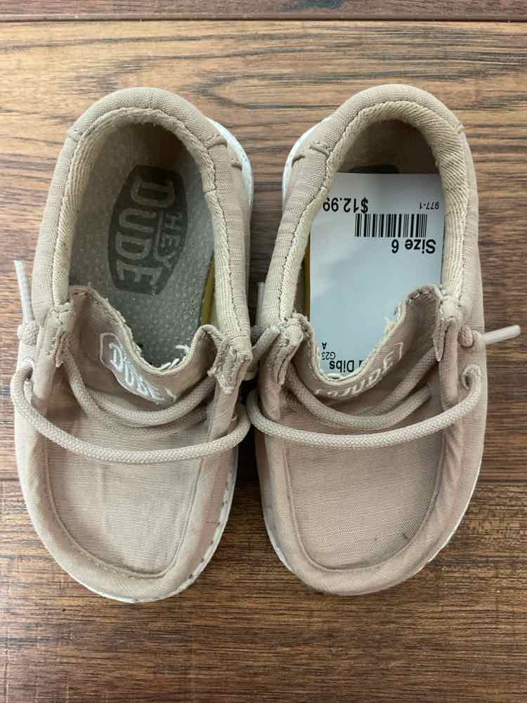 Child Size 6 Slip-Ons