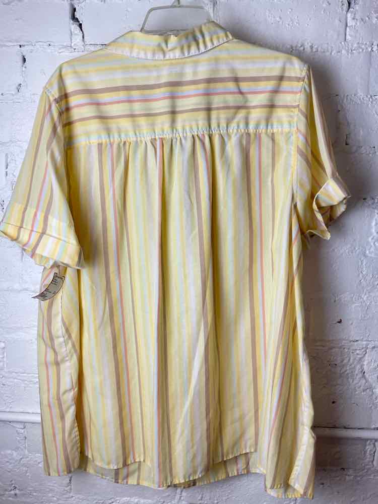 Bids & Dibs, Inc. Size 22 Yellow Short Sleeve