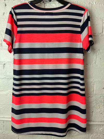 Bids & Dibs, Inc. Size S Multi-Color Short Sleeve