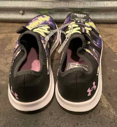 Under Armour Child Size 2 Black Girls Shoes
