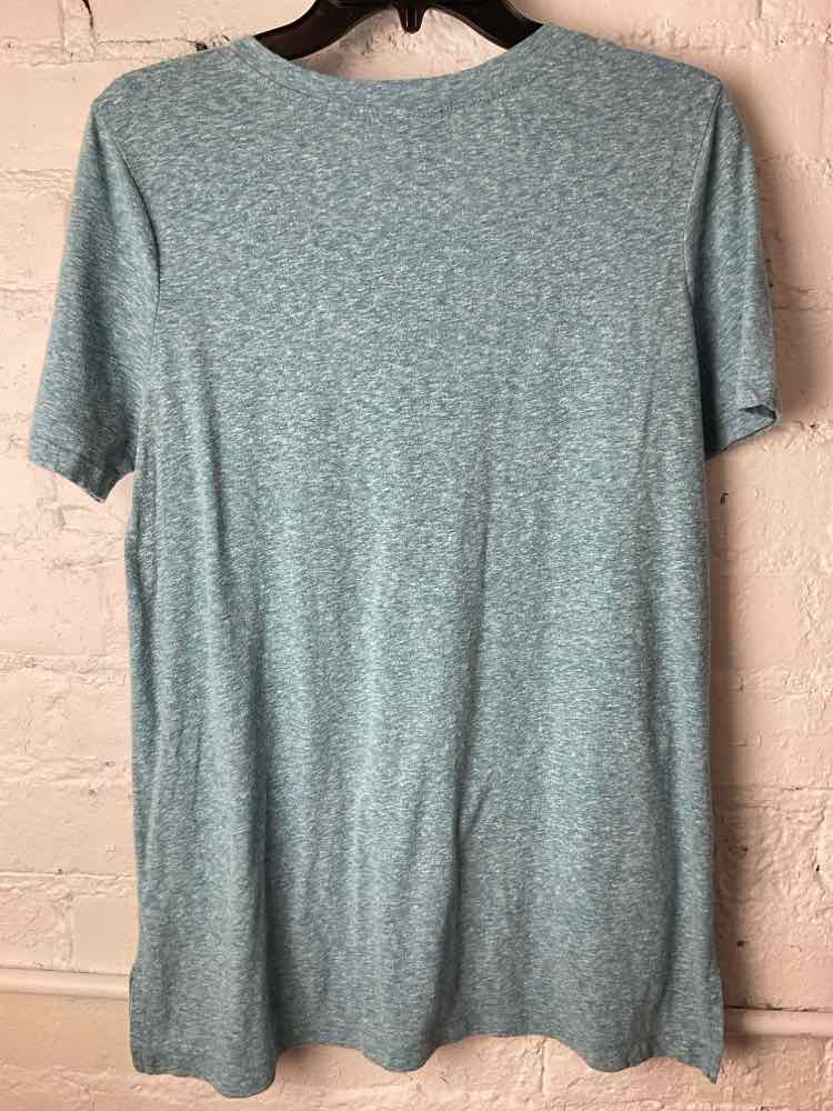 Bids & Dibs, Inc. Size M Blue Short Sleeve