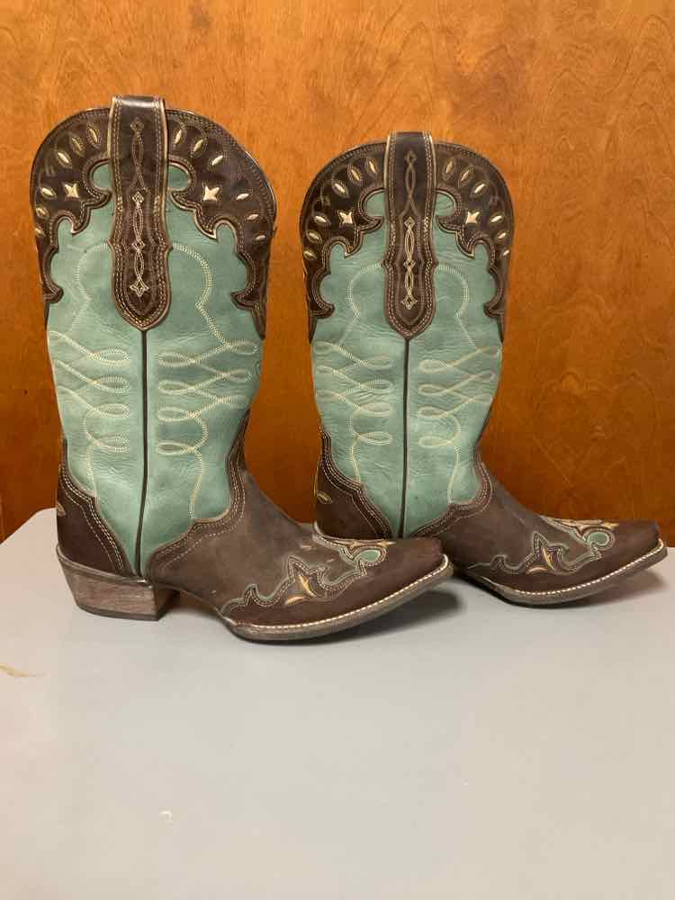 Ariat 9 Boots