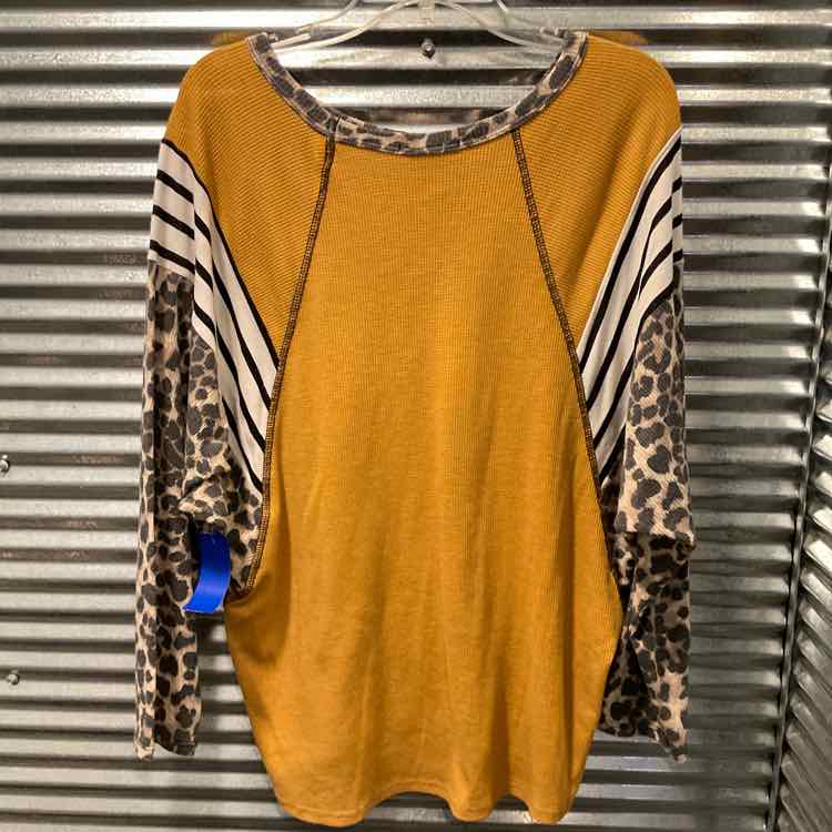 Boutique Brand Size M Yellow Womens Tops