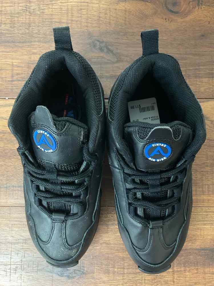 Bids & Dibs, Inc. 7.5 Black Sneakers