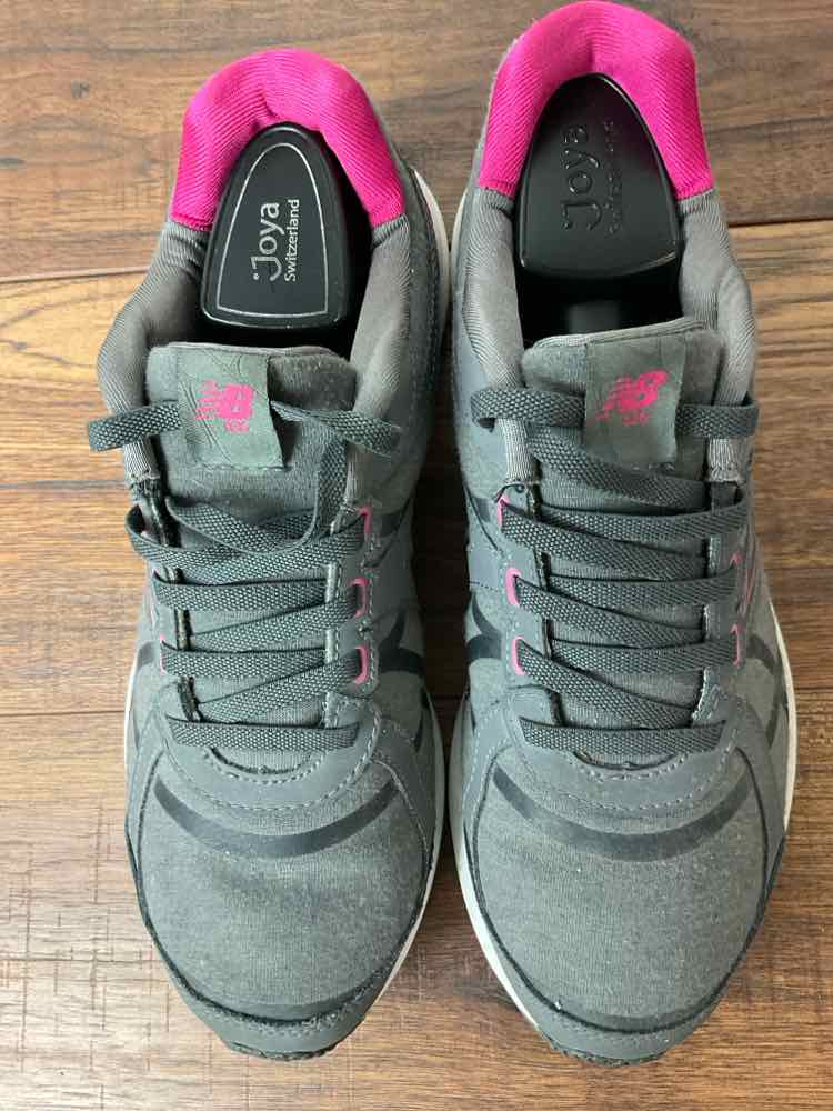 New Balance 10 Gray Sneakers