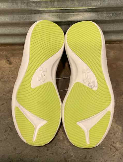 Under Armour Child Size 2 Black Girls Shoes
