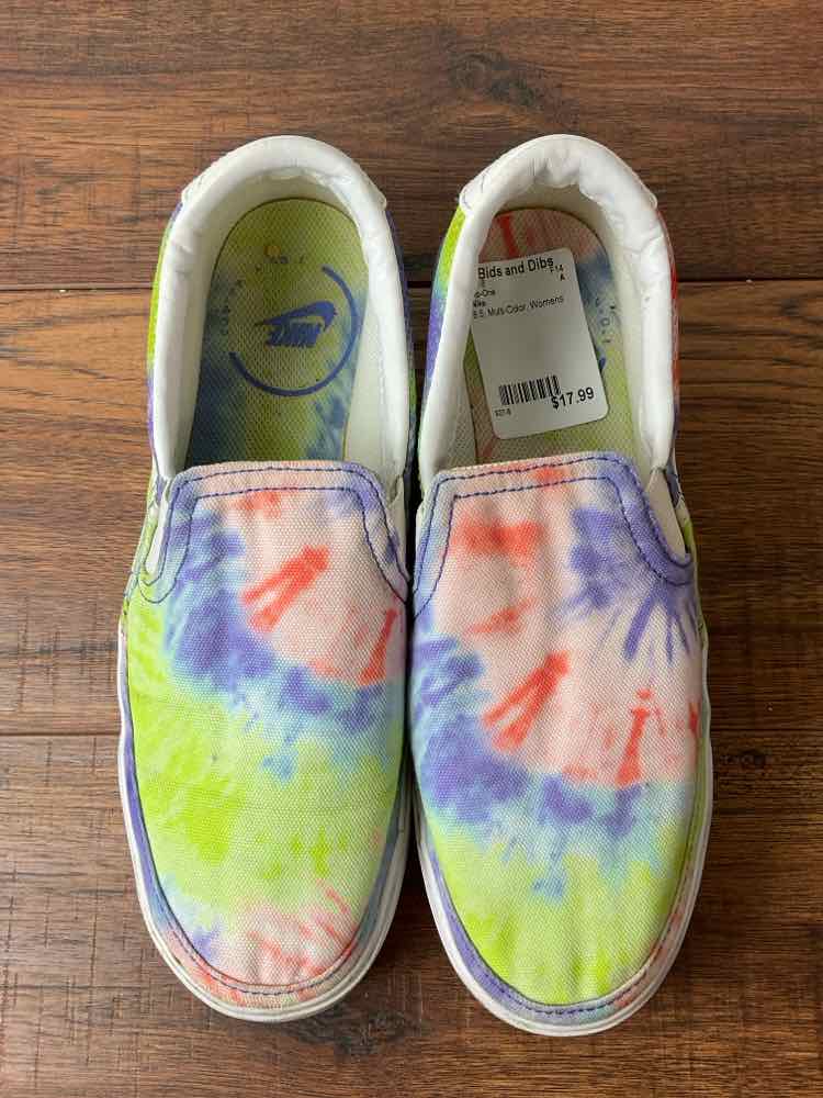 Nike 8.5 Multi-Color Slip-Ons