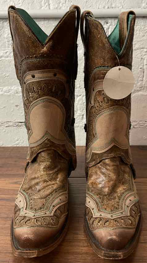 Bids & Dibs, Inc. 8 Brown Boots