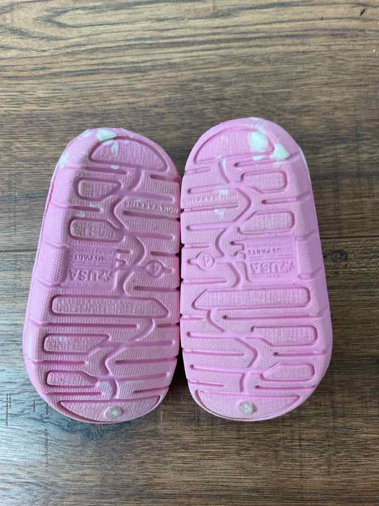 Child Size 4 Slip-Ons