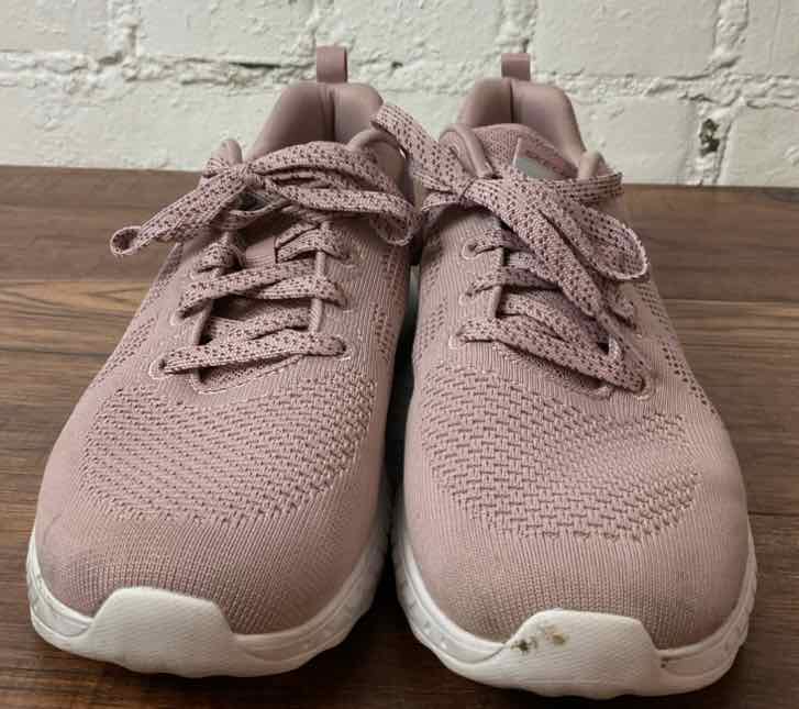 Skechers 7.5 Pink Sneakers