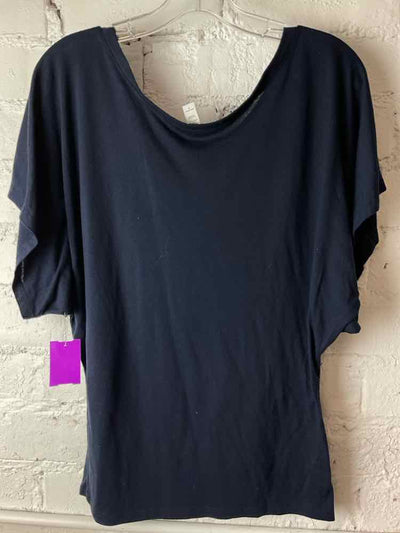 Bella Size S Navy Short Sleeve