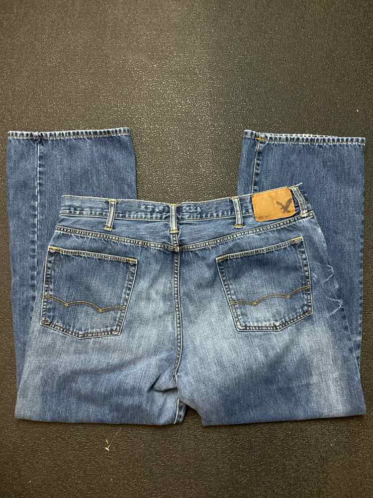 American Eagle Size Blue Jeans