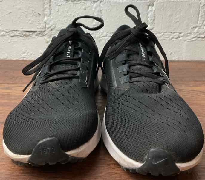 Nike 10 Black Sneakers