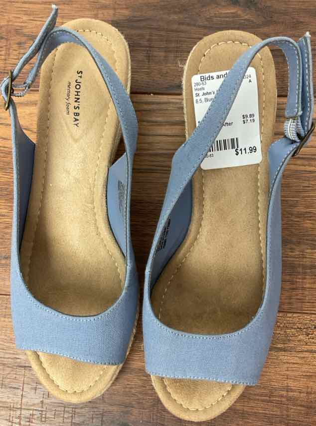 St. John's Bay 8.5 Blue Heels