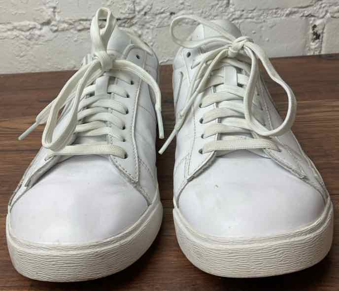 Nike 9.5 White Sneakers