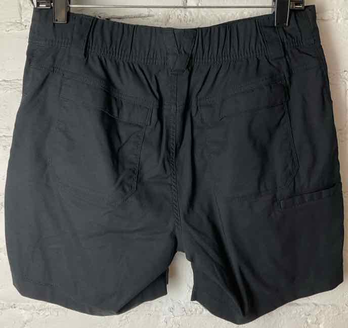 Bids & Dibs, Inc. Size 6 Black Shorts