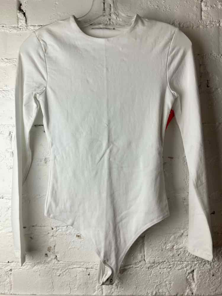 Abercrombie & Fitch Size XS White Long Sleeve