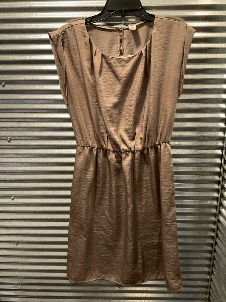 Old Navy Taupe Womens Dresses & Skirts