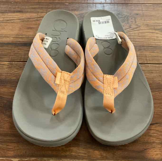 8 Chaco Peach Womens Shoes